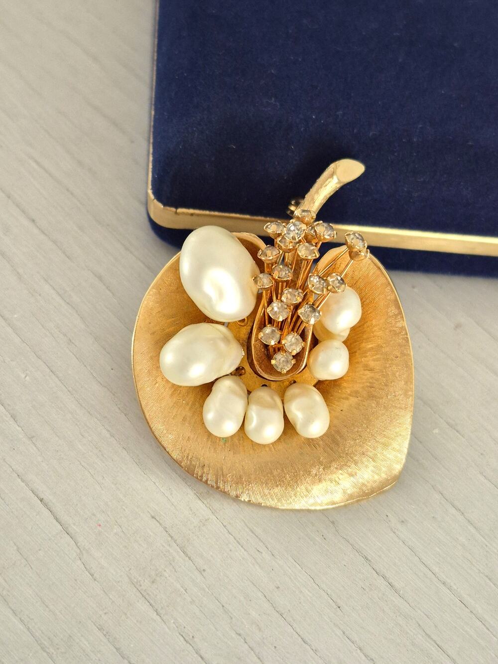 Vintage Mid-Century Pearl Rhinestone Gold Orchid Brooch Pin